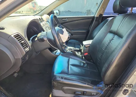 2011 Nissan Altima 2.5 z USA, uszkodzony, nr VIN 1N4AL2AP7BN445883